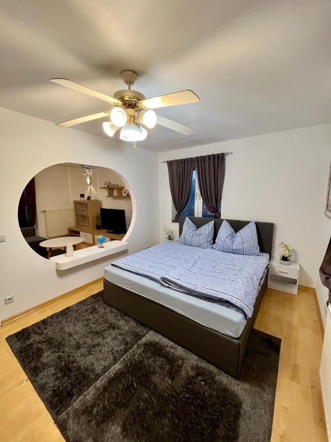 Appartement Traum Mit Pool+balkon
